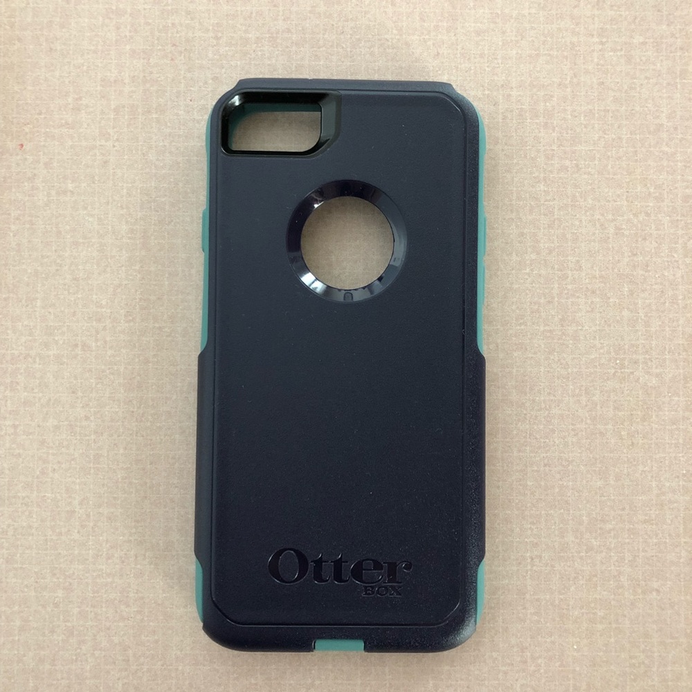 Brand New Otterbox Commuter Case iPhone 7&8